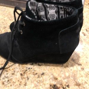 Tom wedge lace up booties